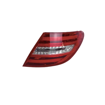 ベンツCクラスW204をC63LEDの後ろライトで強化する 色の温度5000K